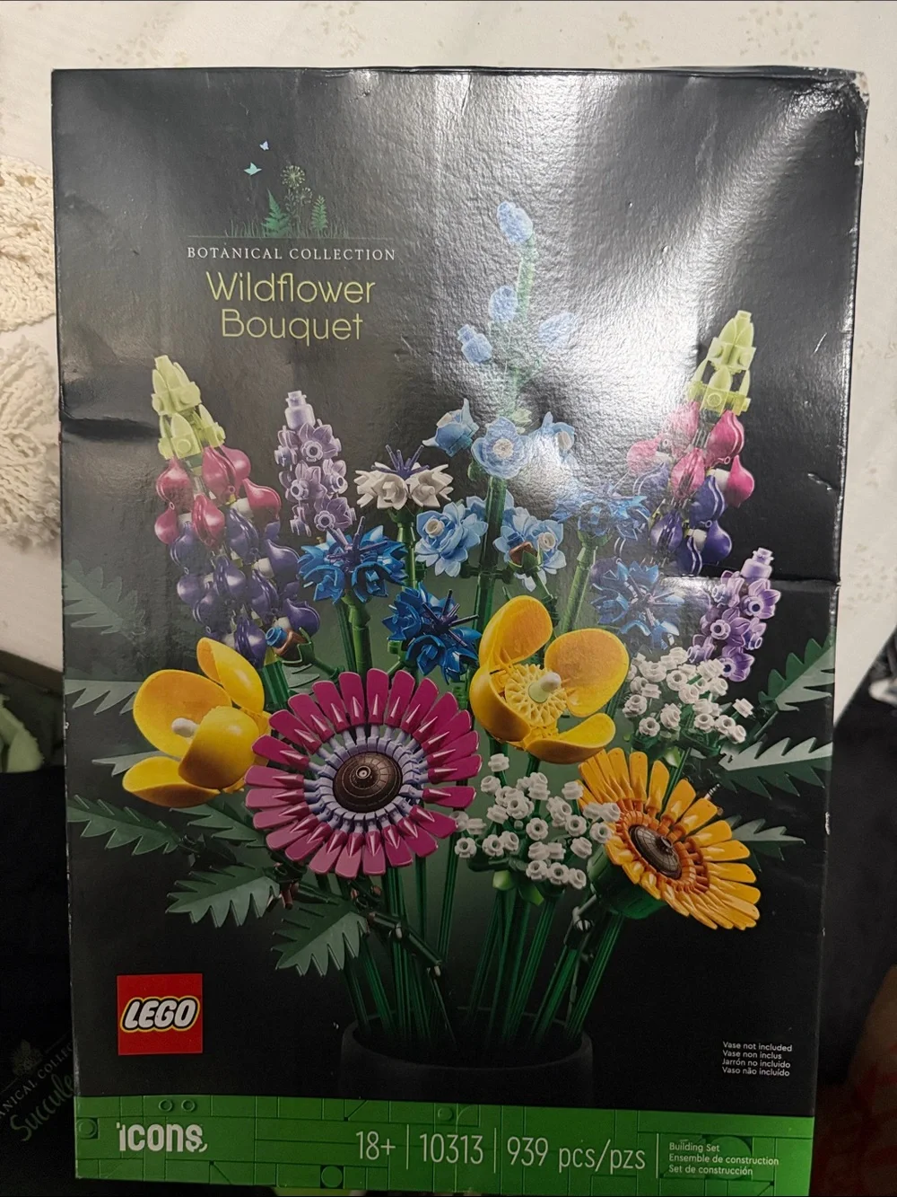 Lego Wildflower Bouquet in Yellow, Pink, Purple, Blue and Green